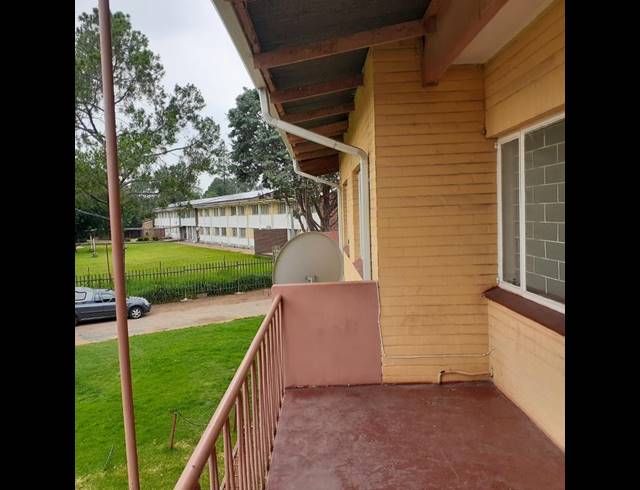 2 BEDROOM APARTMENT FOR SALE IN SASOLBURG CENTRAL